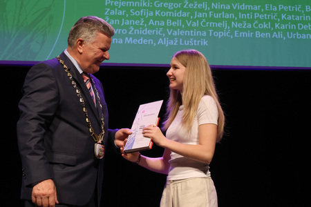 ZLATE PETICE 55 FOTO LJUBO VUKELIČ